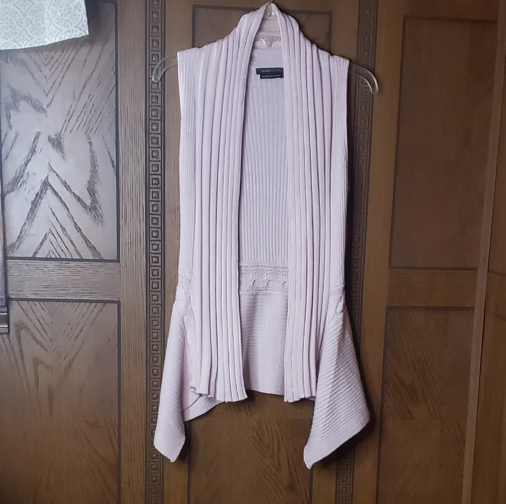 BCBGMAXAZRIA Sleeveless Knitted Pink Cardigan